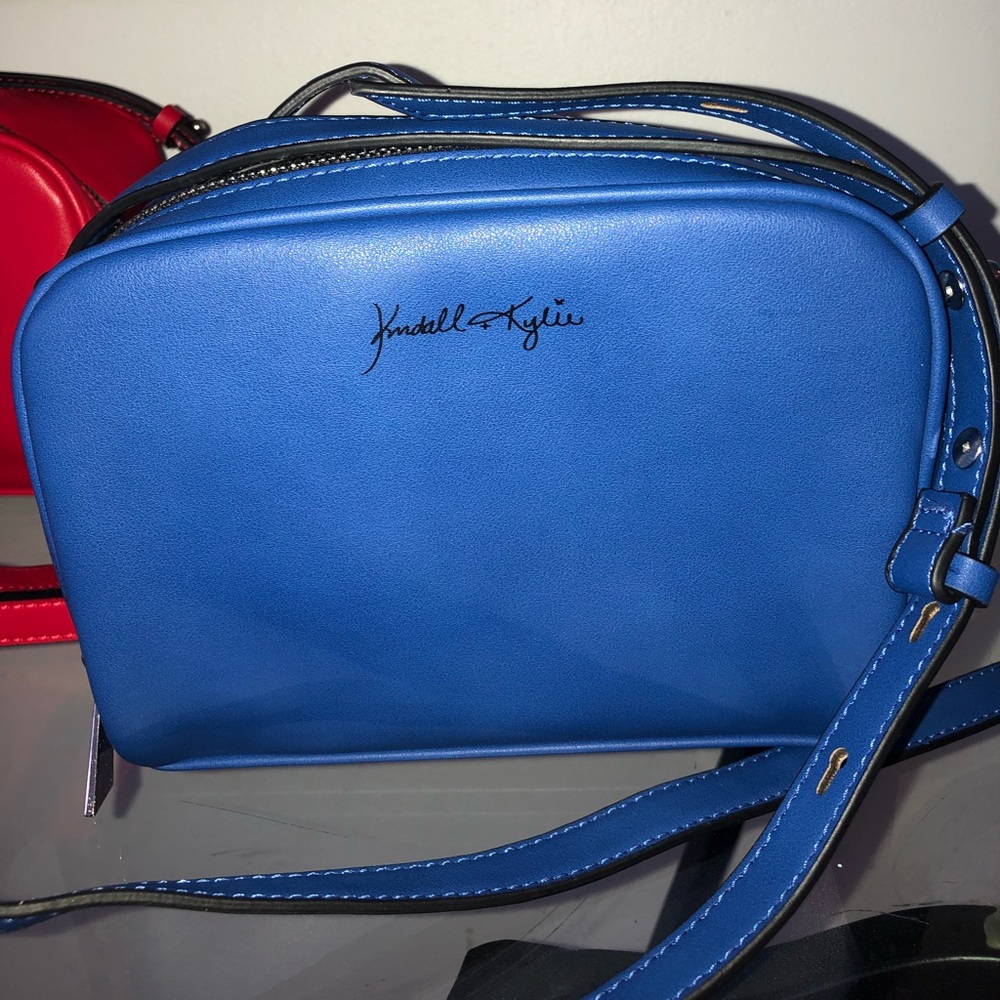 Camera/travel crossbody bag